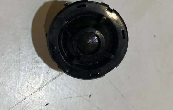 Ford Mustang VI Panel speaker FR3T18808AA