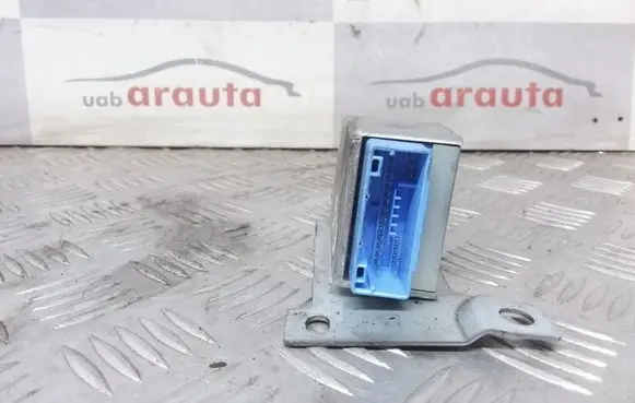 Mazda 626 Airbag deployment crash/impact sensor GE4T57KC0B 9C12A 3323149