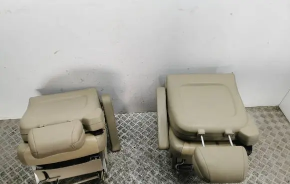 Rear seat