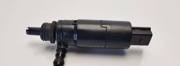 Volkswagen PASSAT B6 Headlight washer pump 3B7955681 00101612V