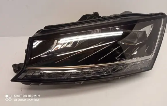 Skoda Fabia Mk3 (NJ) Headlight/headlamp 6V1941015F LE17A6402 030111523101