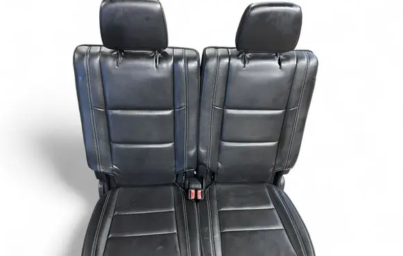 Dodge Durango III Third row seats 