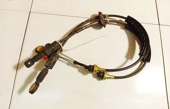 Mercedes-Benz A W168 Gear shift cable linkage A1683600073