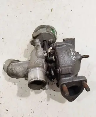 Toyota Corolla E140 E150 Turbo 17201gn010