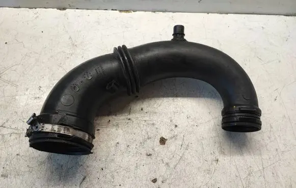 Renault Trafic II (X83) Air intake hose/pipe 8200082448