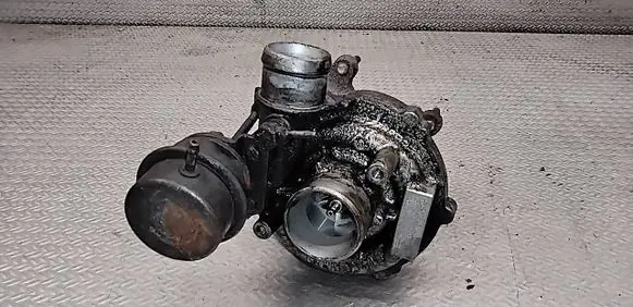 Audi A2 Turbo 045145701