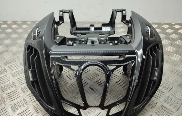 Ford B-MAX Dash center air vent grill