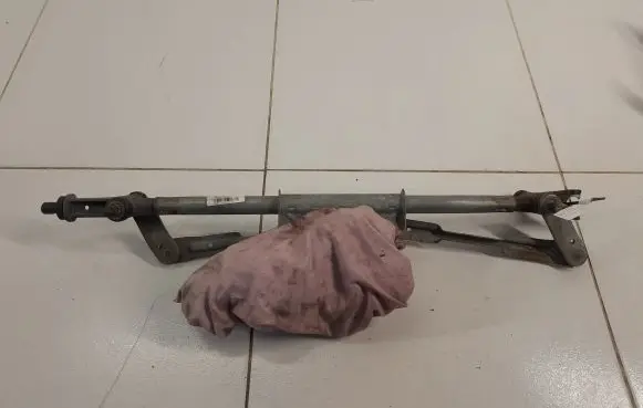 Chrysler Grand Voyager V Front wiper linkage 05113043AA 95779G 296931438