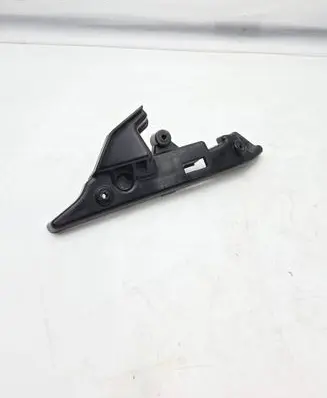 BMW 2 G42 Front splash guards bracket 8497305