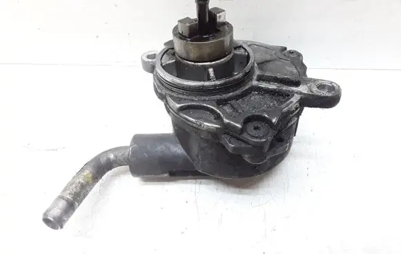Mercedes-Benz S W220 Vacuum pump A6112300065