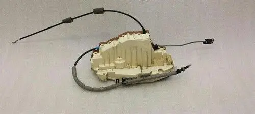 Mercedes-Benz CL C216 Front door lock A2217203335