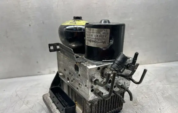 Mercedes-Benz E W211 ABS Pump 0986483002 A0094312612