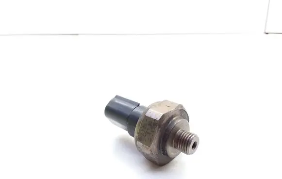 Mercedes-Benz A W169 Air conditioning (A/C) pressure sensor 2205420118