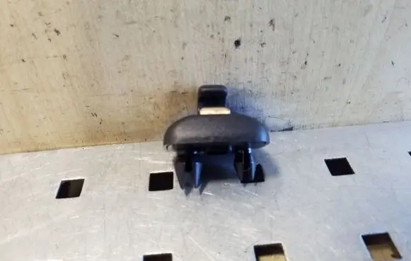 Audi TT TTS Mk2 Sun visor clip/hook/bracket 8J0857582