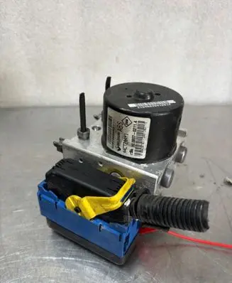 Renault Twingo II Master brake cylinder