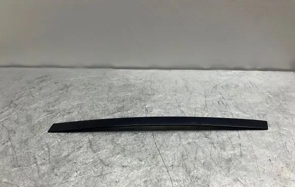 BMW 3 E92 E93 Other front door trim element 7453300
