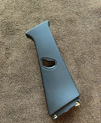 BMW 7 E65 E66 (B) pillar trim (top) 7001980