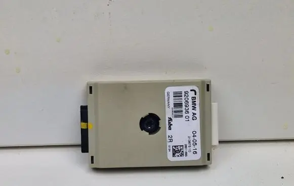 BMW 6 F12 F13 Aerial antenna amplifier 9206936
