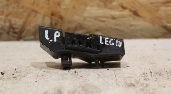 Subaru Legacy Fender LEGACYIV