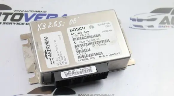 BMW X3 E83 Transfer box differential control unit 113728119 7550892