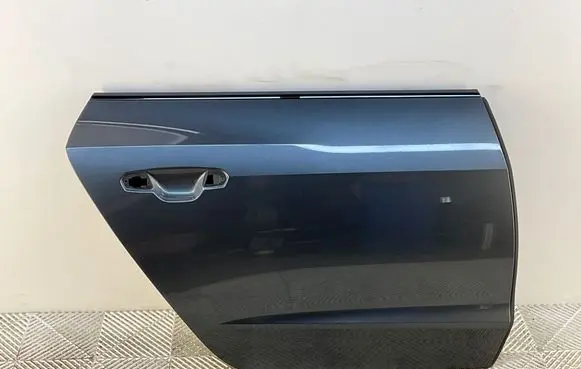 Audi A7 S7 4K8 Rear door