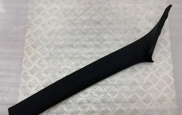 BMW 2 F46 (A) pillar trim 7329583