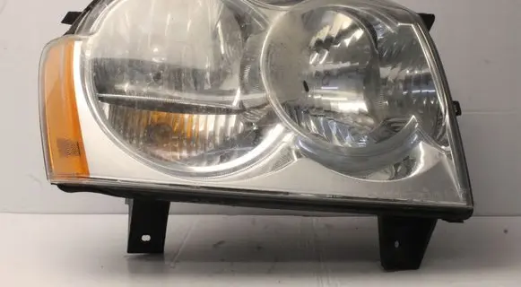Jeep Grand Cherokee Headlight/headlamp