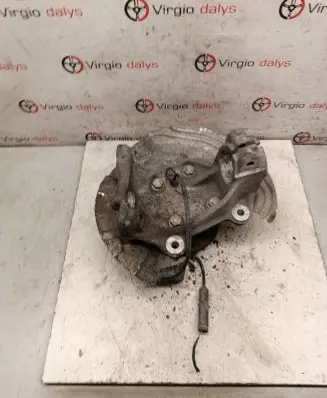 BMW 1 E81 E87 Front wheel hub spindle knuckle 677321004 7321004