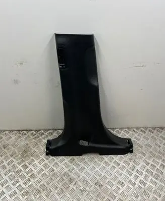 Hyundai Santa Fe (B) pillar trim (bottom) 858362W100