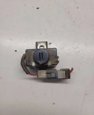 Mitsubishi Pajero Horn buzzer relay MB649187 ECE9865