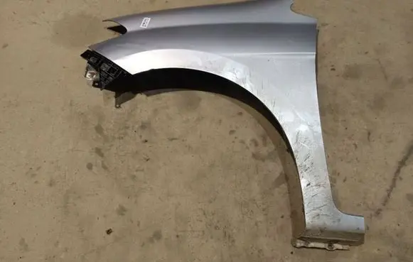 Honda FR-V Fender 