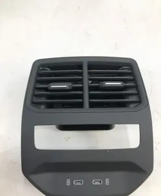 Seat Leon IV Rear air vent grill 5fa819203