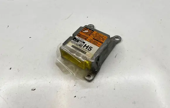 Toyota Hilux (AN10, AN20, AN30) Airbag control unit/module 891700K090 9220981783 2310004810