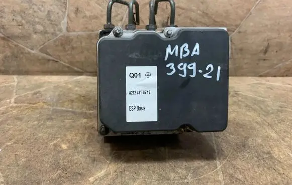 Mercedes-Benz E C207 W207 ABS Pump A2124313512
