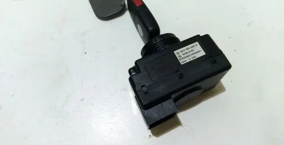 Volkswagen Touareg I Ignition lock 3D0905865D