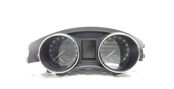 Skoda Superb B6 (3T) Speedometer (instrument cluster) 3T2920911K