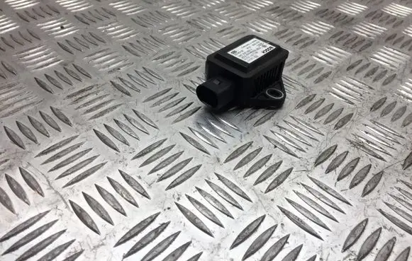 Audi A4 S4 B6 8E 8H ESP acceleration yaw rate sensor 8E0907637A