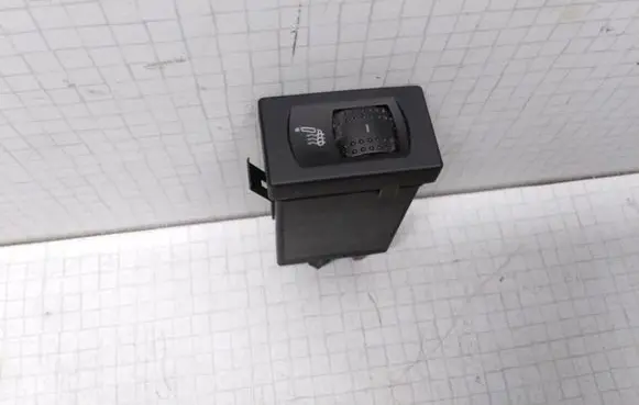 Volkswagen PASSAT B5 Seat heating switch 3B0963564