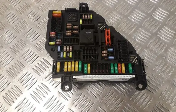 BMW X4 F26 Fuse module 9315151