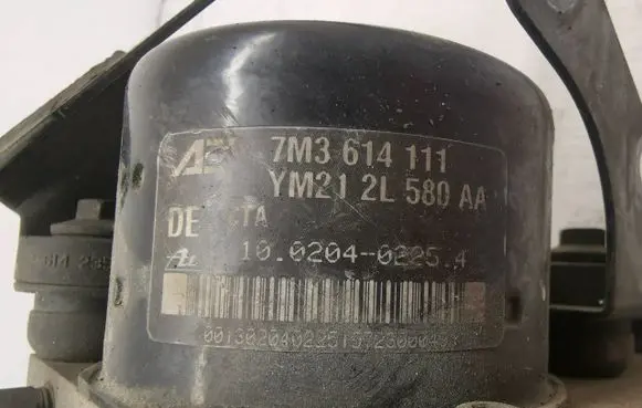 Volkswagen Sharan ABS Pump 7M3907379B 10094703093