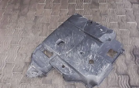 Toyota Auris 150 Rear underbody cover/under tray 5839802030