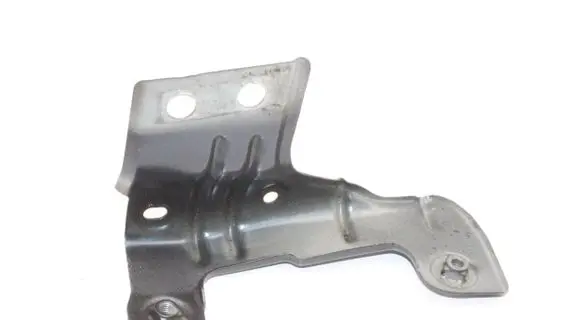 Seat Arona Fender mounting bracket 6F9821328A