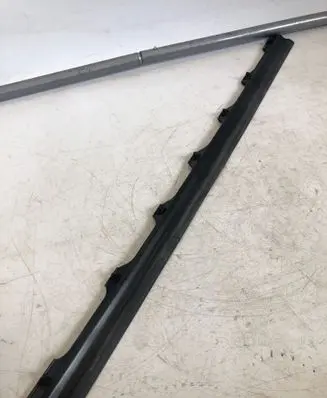 Cupra Tavascan Rubber seal tailgate window/glass 544581462