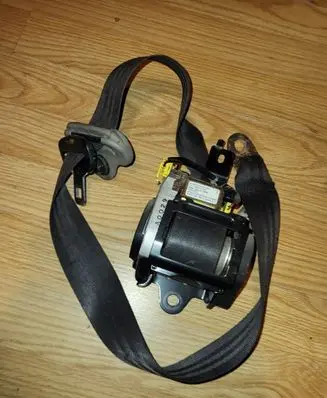 Honda Accord Front seatbelt NSB098GR08 0432072