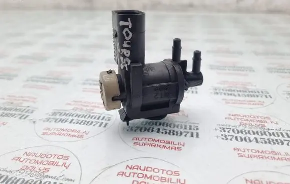 Volkswagen Touareg I Turbo solenoid valve 1J0906283C