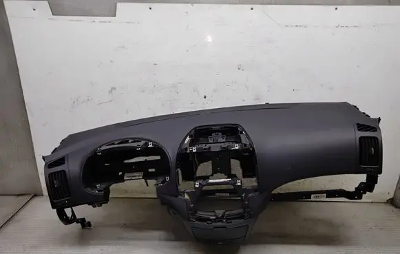 Hyundai i30 Dashboard 847112R000