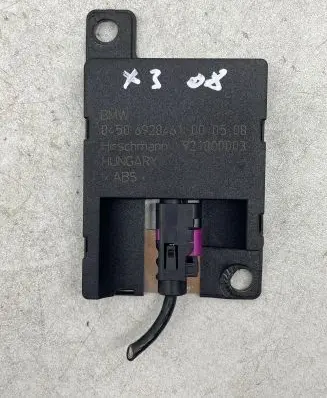 BMW X3 E83 Bluetooth antenna 6928461 921800003