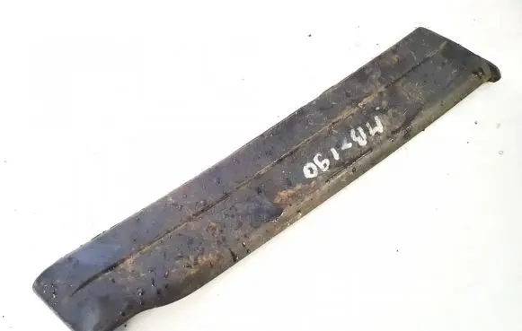 Mercedes-Benz 190 W201 Fender trim (molding)
