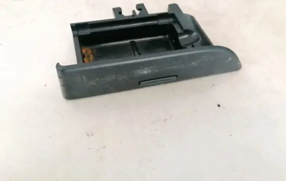 Volkswagen PASSAT B6 Car ashtray