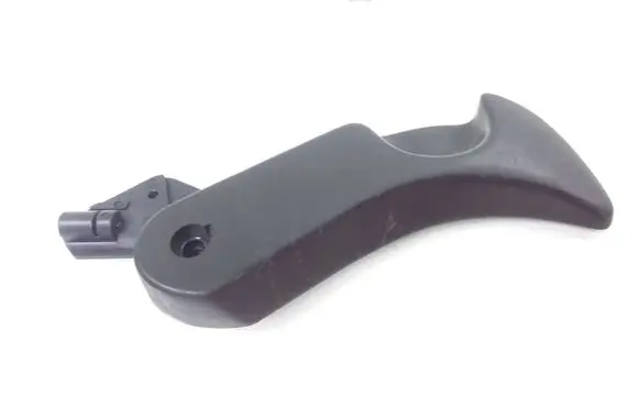 BMW 5 E39 Engine bonnet (hood) release handle 8226621